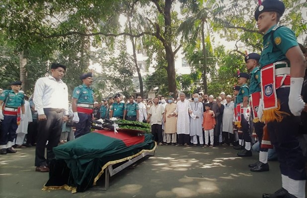 শহীদ বুদ্ধিজীবী কবরস্থানে শেষ নিদ্রায় শায়িত আকবর আলি খান
