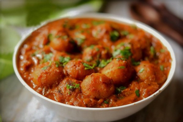 আলুর দম