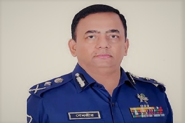 অবসরে গেলেন আইজিপি ড.বেনজীর আহমেদ