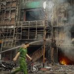 জ্বালানি সংকটের দ্রুত সমাধানের প্রতিশ্রুতি দিলেন লিজ ট্রাস