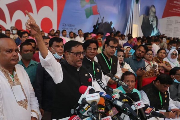 "১৭ কোটি মানুষের ভাগ্য নিয়ে যারা ছিনিমিনি খেলে, তাদের বিরুদ্ধে খেলা হবে"