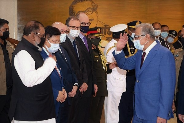 জার্মানি ও যুক্তরাজ্যের উদ্দেশ্যে রাষ্ট্রপতির ঢাকা ত্যাগ