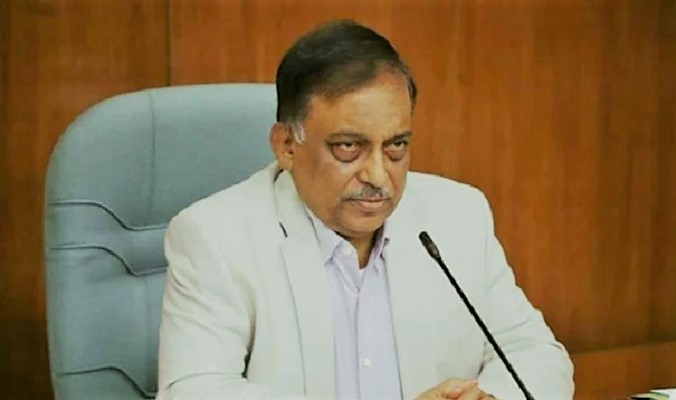 সুশৃঙ্খলভাবে রাজনৈতিক কর্মসূচি পালন করুন : স্বরাষ্ট্রমন্ত্রী