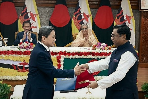 বাংলাদেশ-ব্রুনাইয়ের মধ্যে একটি চুক্তি, ৩টি সমঝোতা স্মারক সই