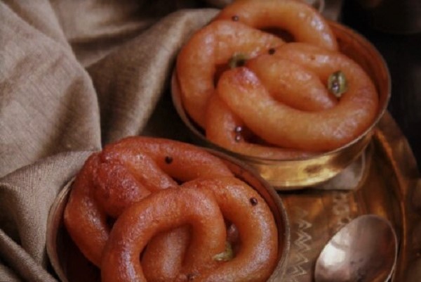 আলুর জিলাপি খেয়েছেন কি?