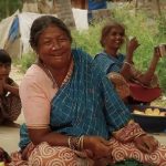 এক মিনিটে ৫ টি মুরগির পা খেয়ে বিশ্বরেকর্ড গড়লেন আফ্রিকার সিমানিল