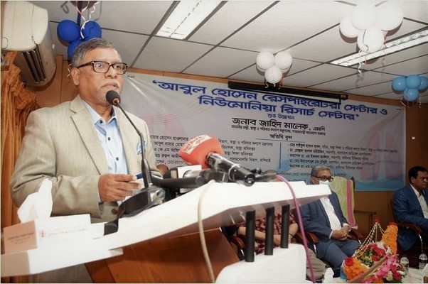 "ডেঙ্গু রোগীর চিকিৎসা দিতে স্বাস্থ্য মন্ত্রণালয় প্রস্তুত"