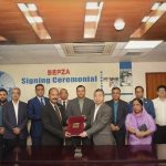 রাজধানীতে দুই বাসের চাপায় নারীর মৃত্যু