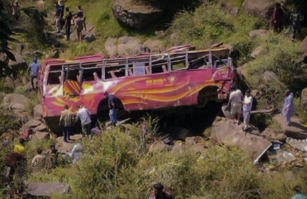 ভারতের উত্তরাখন্ডে সড়ক দুর্ঘটনায় নিহত ২৫