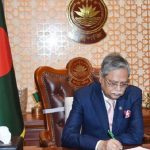 শ্রমিকদের অবরোধ;  ৬ ঘণ্টা পর ঢাকায় রেল চলাচল শুরু