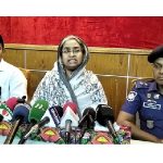স্বামী বিএনপির সমর্থক হওয়ায় ২০ বছরের সংসারের ইতি টানলেন গৃহবধু