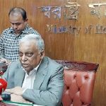 কুকুর কামড়ালে সংক্রমণ এড়াতে অবিলম্বে এই কাজগুলো করুন