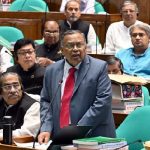 এবারের বাজেটে মোবাইলে কথা বলার খরচ বাড়লো