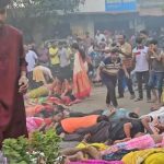 নরসিংদীতে ট্রেনে কাটা পড়ে পাঁচ জনের মৃত্যু