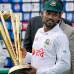 পাঁচ মামলায় খালাস পেলেন খালেদা জিয়া