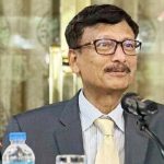 ইরান আত্মসমর্পণ করবে না: ট্রাম্পের হুমকির জবাবে খামেনির কঠোর বার্তা
