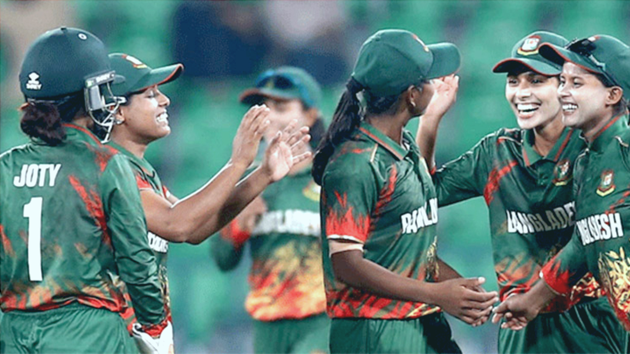 বাংলাদেশ নারী ক্রিকেট দল নাটকীয় সমীকরণে ২০২৫ ওয়ানডে বিশ্বকাপে টিকিট নিশ্চিত-newsedge24