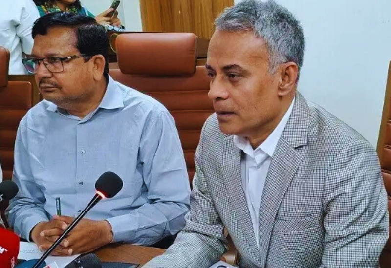 ঈদে বাড়তি ভাড়া নিলেই রুট পারমিট বাতিল :কঠোর হুঁশিয়ারি মন্ত্রীর