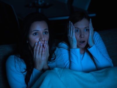 ভয়ের সিনেমা, শুধু বিনোদন, নাকি নীরবে বদলে দিচ্ছে আপনার মস্তিষ্ক?