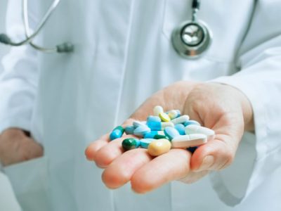 ওষুধেই লুকিয়ে বিপদ! অ্যালার্জির ঝুঁকি চিনতে না পারলে হতে পারে প্রাণঘাতী