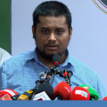 ঐক্যের ডাক: ঢাকেশ্বরী মন্দিরে প্রধানমন্ত্রী, বৈষম্যহীন নতুন বাংলাদেশ গড়তে সব ধর্মের মানুষকে একযোগে কাজ করার আহ্বান